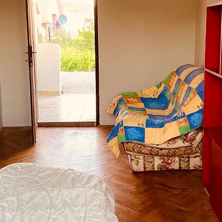 Garden View Guestroom Podgorica Ngoại thất bức ảnh