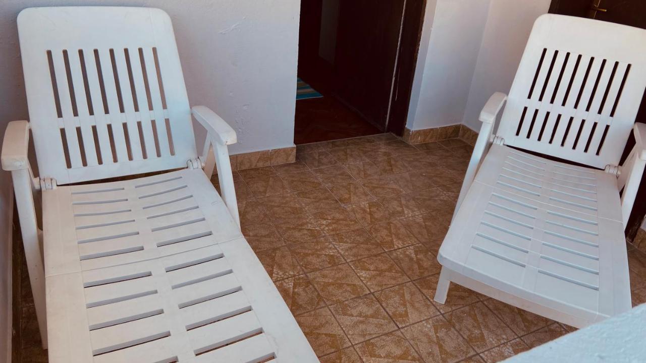 Garden View Guestroom Podgorica Ngoại thất bức ảnh